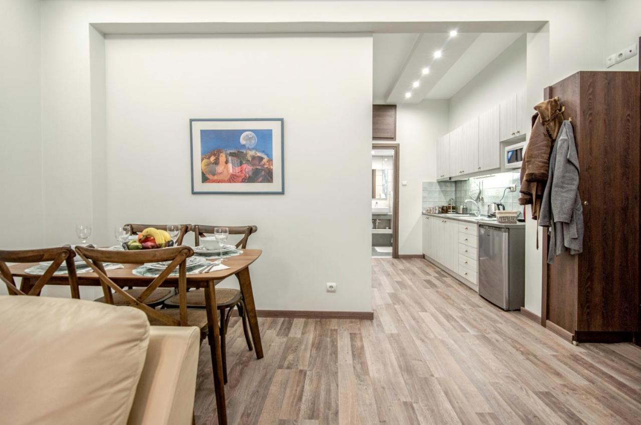 ¨Socrates¨ Traditional Apartment In The Center Of Athena Bagian luar foto